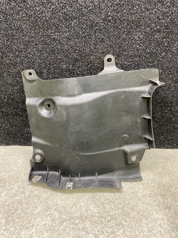 Защита двигателя правая CX-30 19- 2021 2.5L Защита двигателя правая CX-30 19- 2021 2.5L