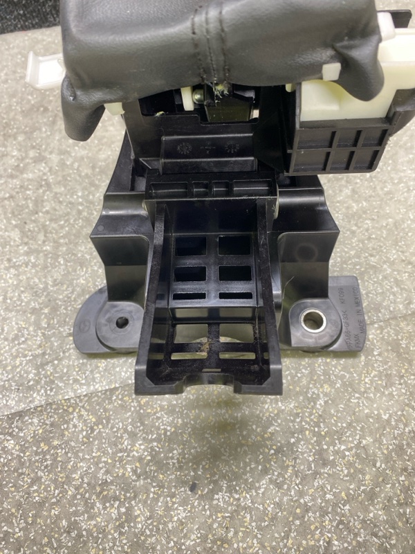 Кулиса АКПП CX-30 19- 2021 2.5L