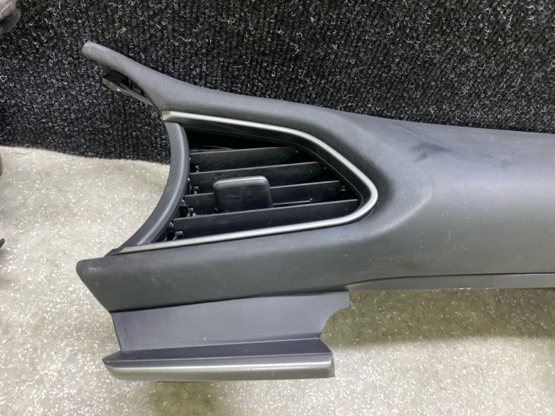 Воздуховод салона CX-30 19- 2021 2.5L