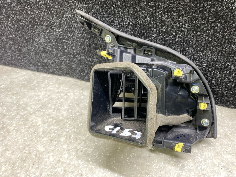 Воздуховод салона CX-30 19- 2021 2.5L