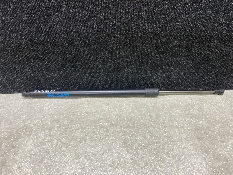 Амортизатор крышки багажника левый MAZDA CX-30 19- 2021 2.5L DFR5-63-620A Б/У