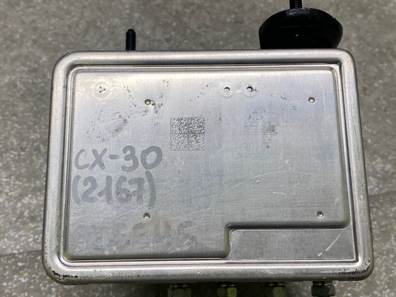 Блок ABS CX-30 19- 2021 2.5L
