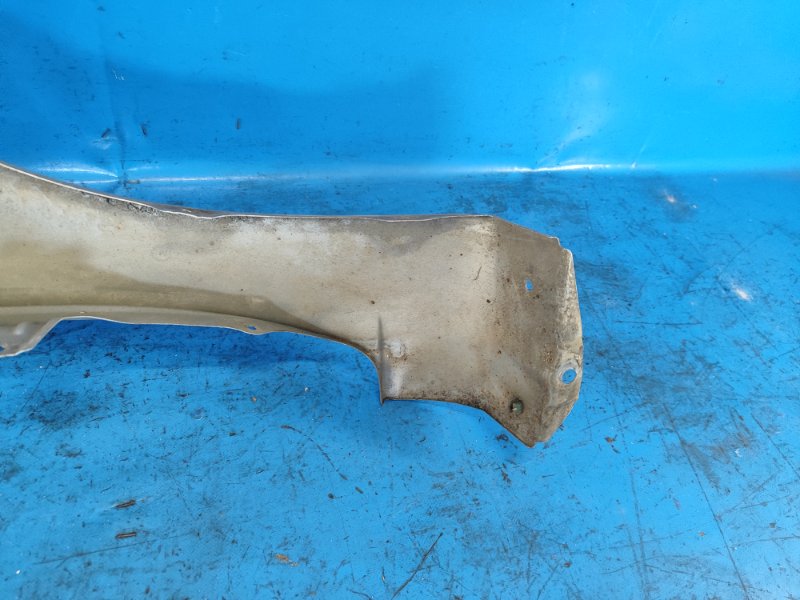 Крыло переднее левое PRIUS - 20 03-11