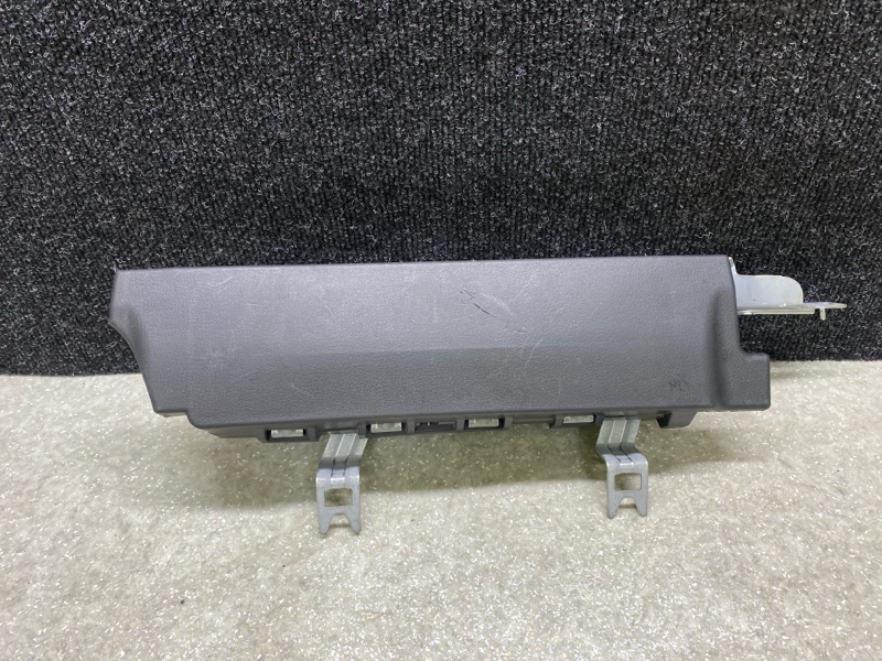 Подушка безопасности в колени правая MAZDA CX-30 19- 2021 2.5L DGH9-57-KT0 Б/У