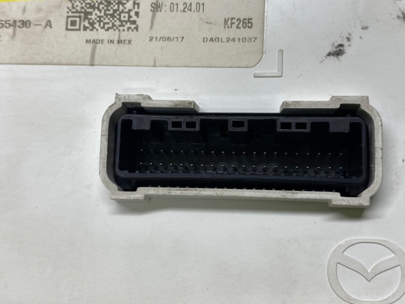 Панель приборов CX-30 19- 2021 2.5L