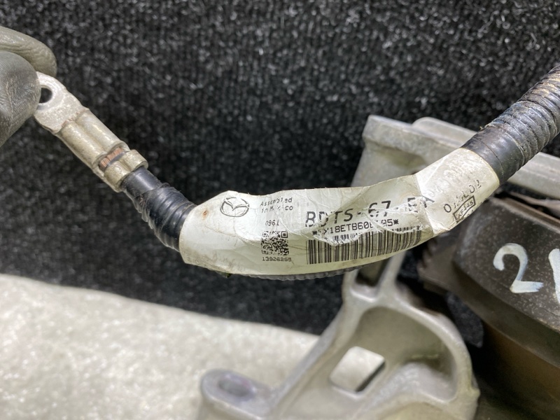 Подушка двигателя правая CX-30 19- 2021 2.5L