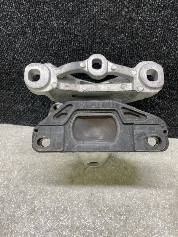 Подушка АКПП CX-30 19- 2021 2.5L