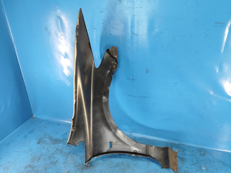 Крыло переднее левое CIVIC 4D 06-11