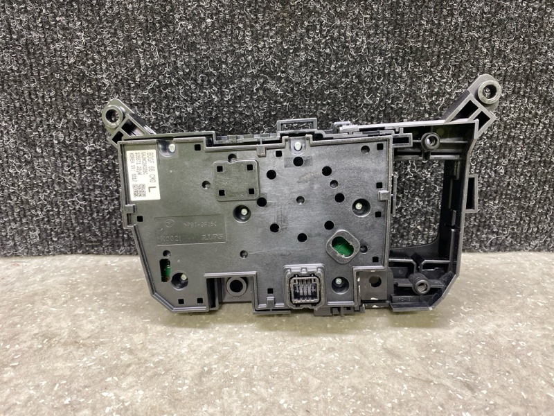 Блок управления мультимедиа CX-30 19- 2021 2.5L