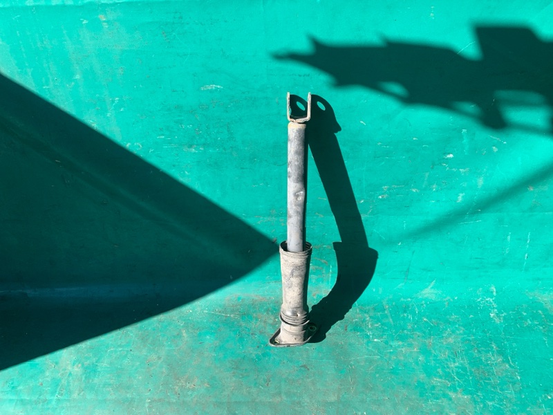 Амортизатор задний правый HYUNDAI SONATA YF 10-14 2011 2.4 G4KK 55311-4R010 Б/У