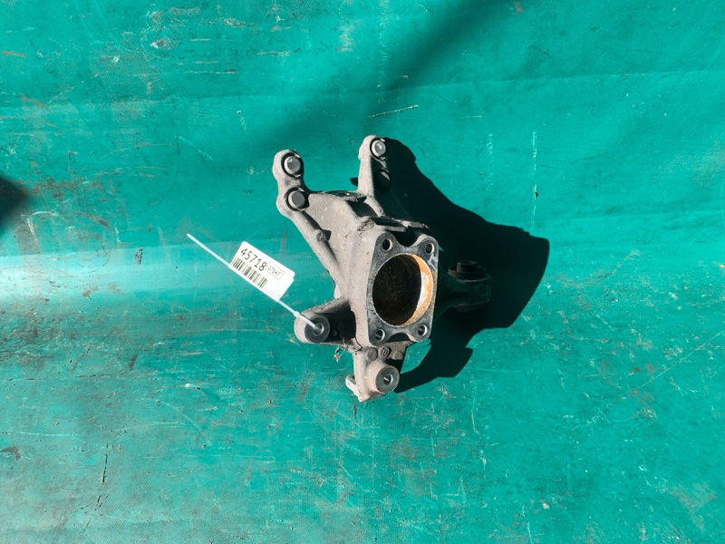 Цапфа правая HYUNDAI SONATA YF 10-14 2011 2.4 G4KK 52720-4R010 Б/У