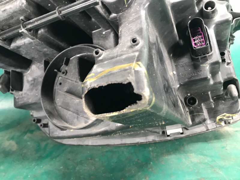 Фара левая ATLAS 17 -