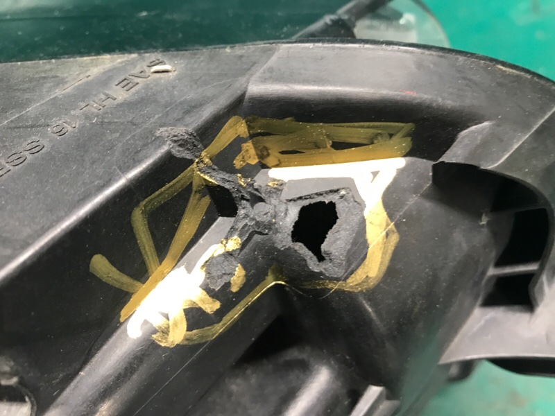 Фара левая ATLAS 17 -