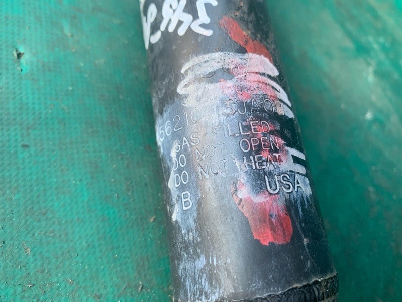 Амортизатор задний QX60/JX35 12-20 2015 3.5 VQ35DE