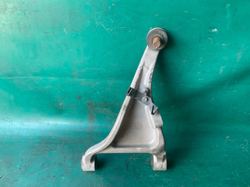 Рычаг задней подвески поперечный верхний правый INFINITI QX60/JX35 12-20 3.5 VQ35DE