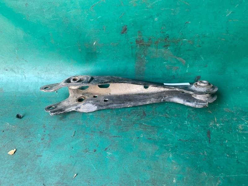 Рычаг задней подвески поперечный нижний правый QX60/JX35 12-20 2015 3.5 VQ35DE