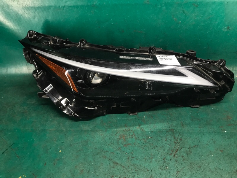 Фара правая LEXUS IS250/350 20- 81145-53A40 Б/У