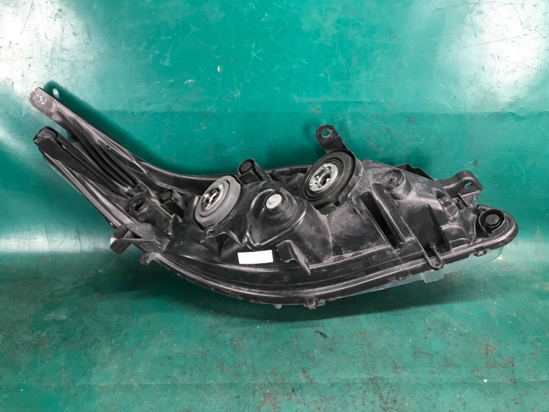 Фара левая AVALON 13-18 Фара левая AVALON 13-18