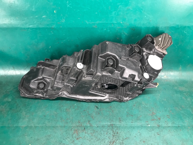 Фара правая IS250/350 20-