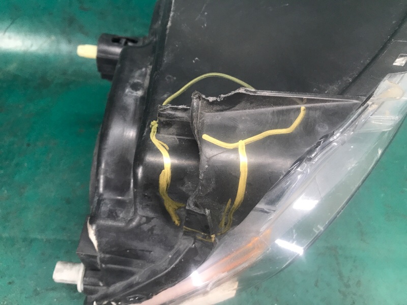 Фара левая COMPASS 06-16 Фара левая COMPASS 06-16