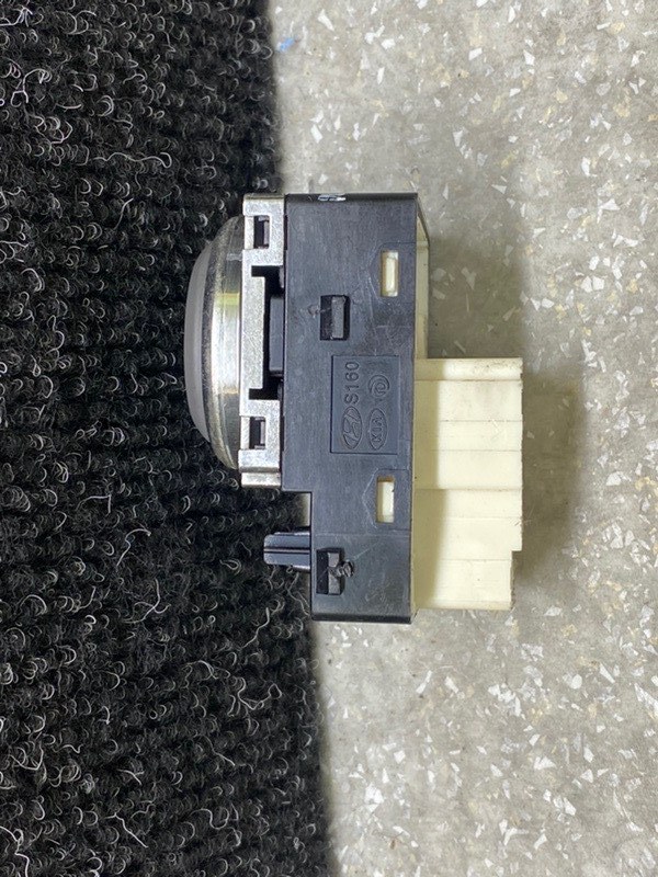 Блок управления зеркалами HYUNDAI ELANTRA MD 10-15 1.8 G4NB