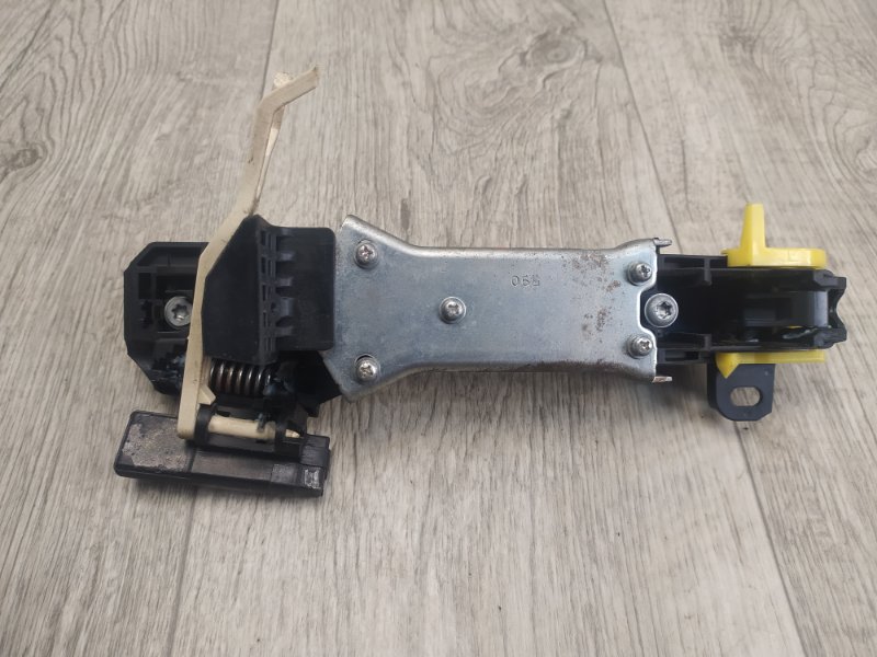 Ручка двери наружная задняя правая TOYOTA PRIUS - 30 09-17 Ручка двери наружная задняя правая TOYOTA PRIUS - 30 09-17