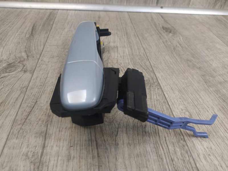 Ручка двери наружная задняя левая PRIUS - 30 09-17 Ручка двери наружная задняя левая PRIUS - 30 09-17