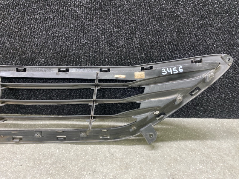 Решетка переднего бампера ELANTRA MD 10-15 2013 1.8 G4NB