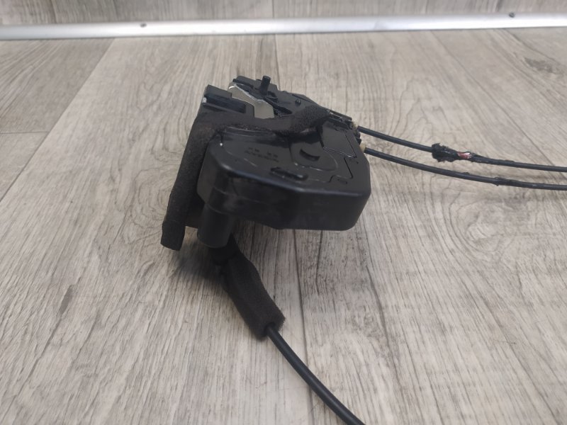 Замок двери задний правый TIIDA/VERSA C11 04-11