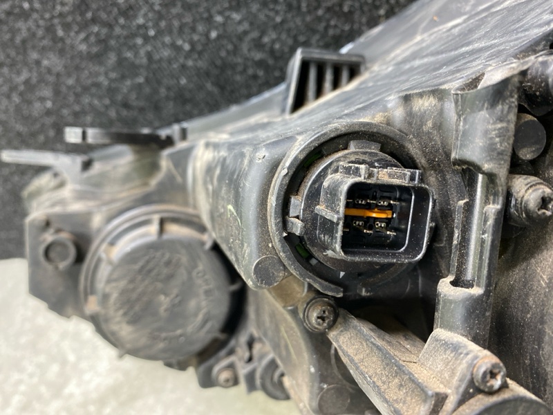 Фара правая ELANTRA MD 10-15 2013 1.8 G4NB Фара правая ELANTRA MD 10-15 2013 1.8 G4NB