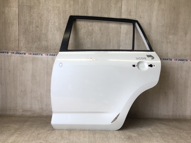 Дверь задняя левая RAV4 05-12 2006 2.4 2AZFE Дверь задняя левая RAV4 05-12 2006 2.4 2AZFE