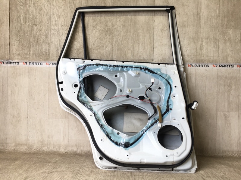 Дверь задняя левая RAV4 05-12 2006 2.4 2AZFE Дверь задняя левая RAV4 05-12 2006 2.4 2AZFE