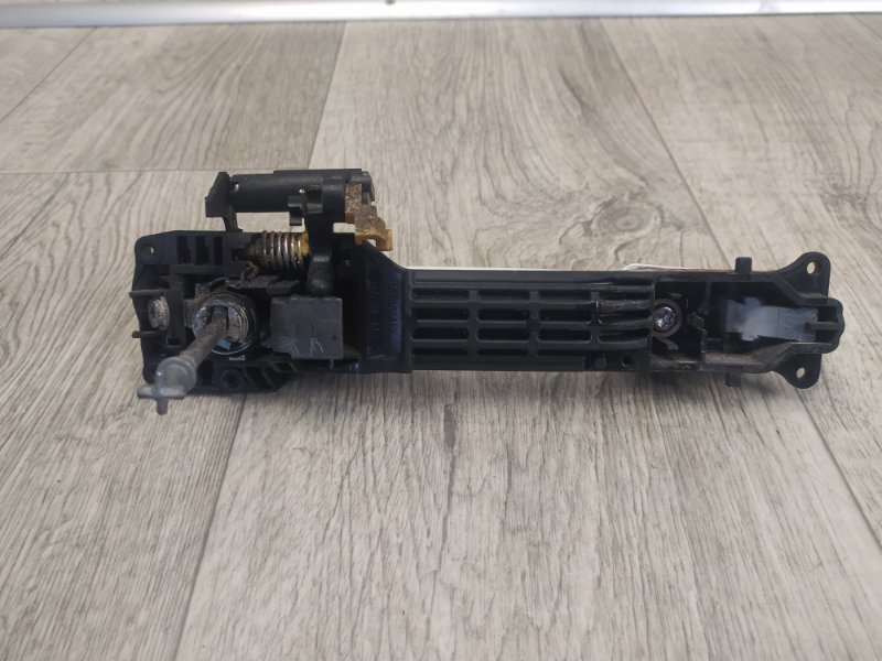 Ручка двери наружная передняя левая RAV4 05-12 2006 2.4 2AZFE