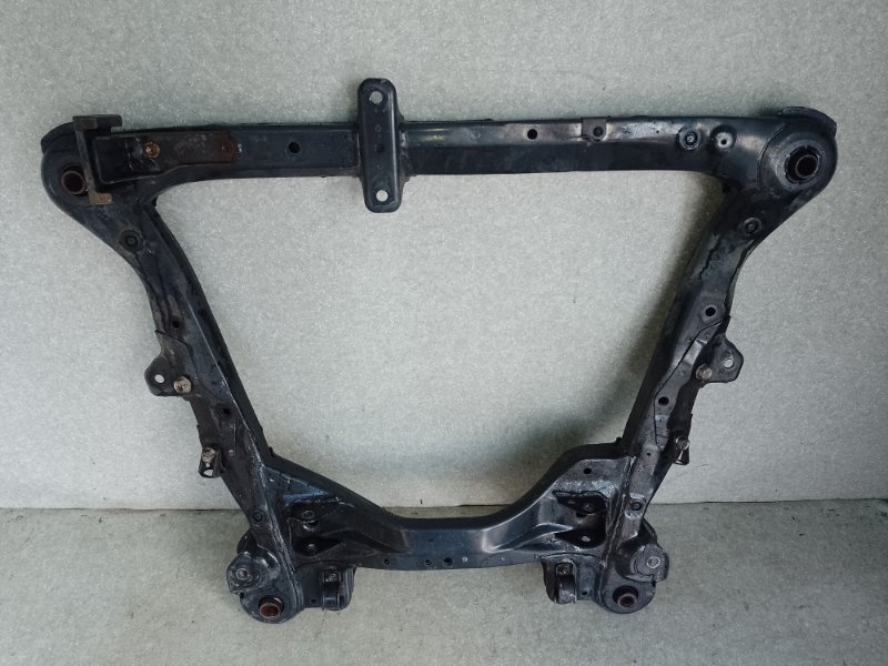 Запчасть балка передней подвески TOYOTA SIENNA 03-10 51100-08010 Б/У Балка передней подвески TOYOTA SIENNA 03-10 51100-08010 Б/У