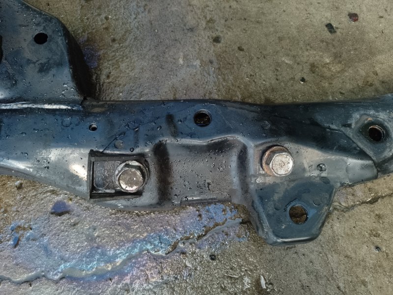 Балка передней подвески SIENNA 03-10 Балка передней подвески SIENNA 03-10