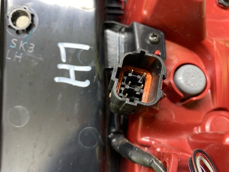 Фонарь наружный левый SOUL SK3 19- 2021 G4FJ 1.6