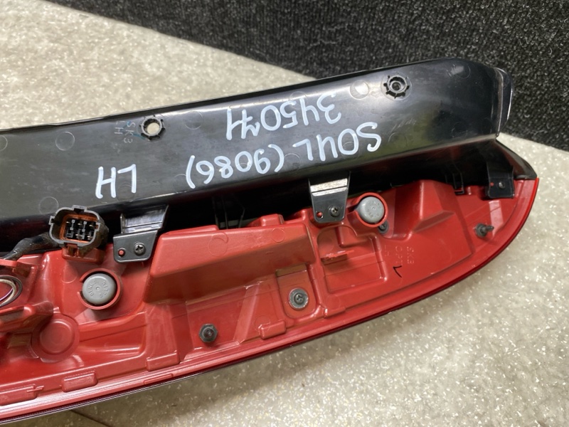 Фонарь наружный левый SOUL SK3 19- 2021 G4FJ 1.6