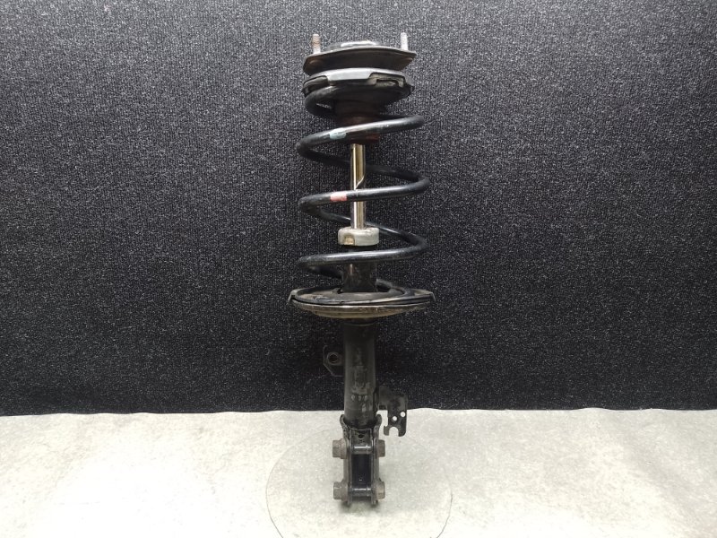 Запчасть амортизатор передний правый TOYOTA SIENNA 03-10 48510-A9690 Б/У Амортизатор передний правый TOYOTA SIENNA 03-10 48510-A9690 Б/У