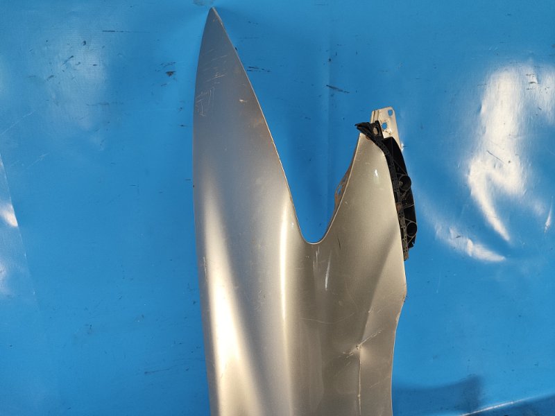 Крыло переднее правое CIVIC 4D 06-11