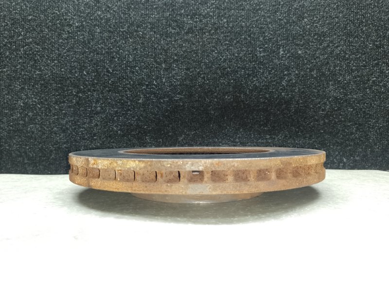 Тормозной диск передний TOYOTA SIENNA 03-10