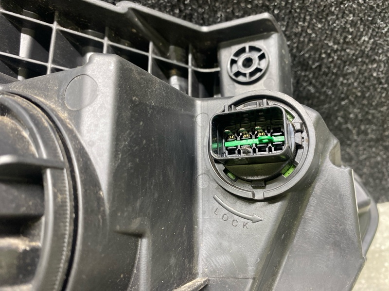 Фара левая KIA SOUL SK3 19- G4FJ 1.6