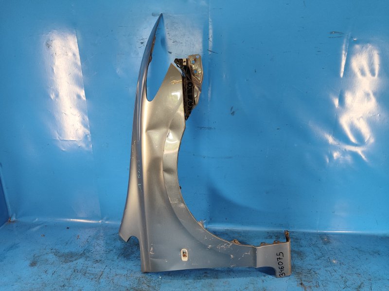 Крыло переднее правое HONDA CIVIC 4D 06-11 60211-SNB-J00ZZ Б/У