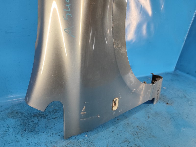 Крыло переднее правое CIVIC 4D 06-11