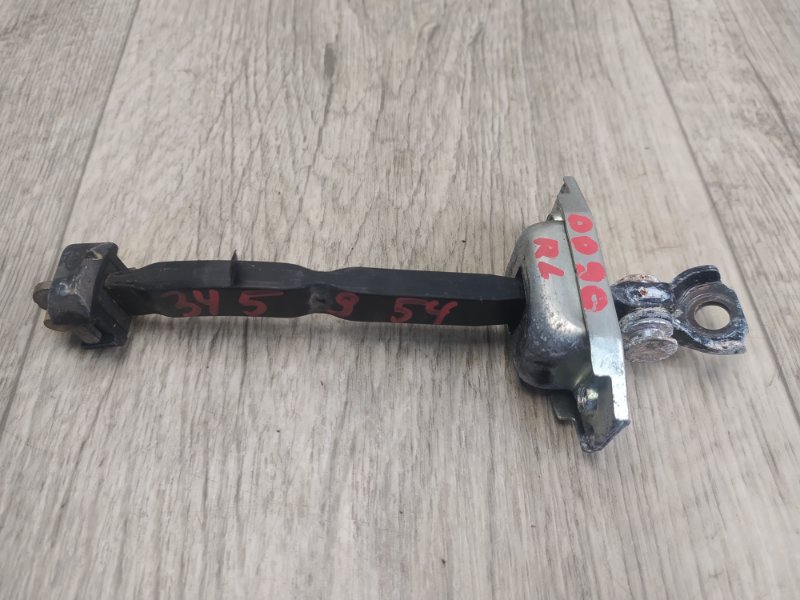 Запчасть ограничитель двери задний левый LEXUS ES350 06-12 2006 3.5 2GR-FE 6864033080 Б/У Ограничитель двери задний левый LEXUS ES350 06-12 2006 3.5 2GR-FE 6864033080 Б/У