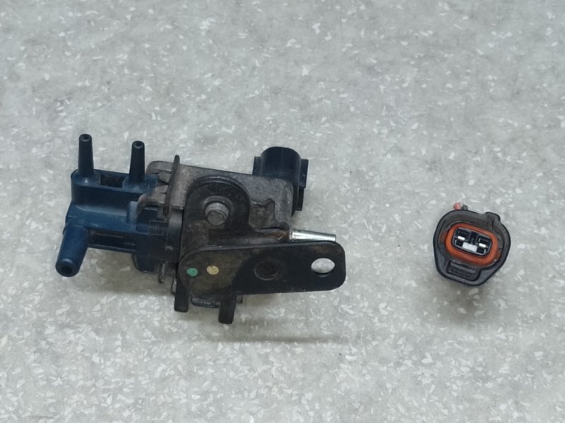 Клапан электромагнитный (вакуумный) SIENNA 03-10