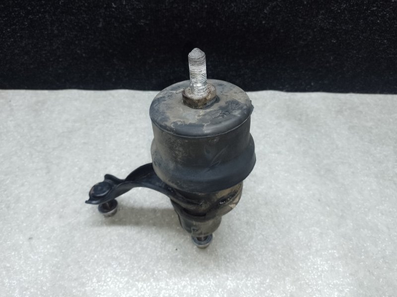 Подушка двигателя правая SIENNA 03-10