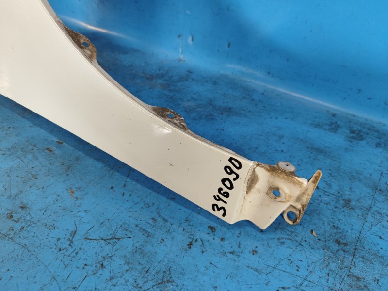 Крыло переднее правое TOYOTA PRIUS - 30 09-17