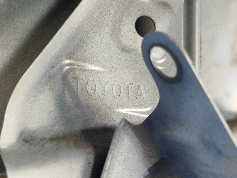 Крыло переднее правое PRIUS - 30 09-17