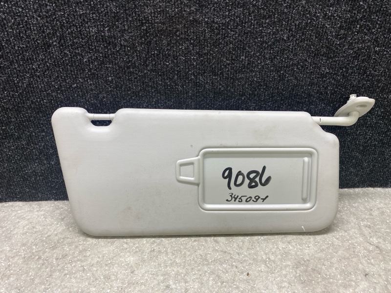 Запчасть козырек солнцезащитный правый KIA SOUL SK3 19- 2021 G4FJ 1.6 85220-K0120HGC Б/У Козырек солнцезащитный правый KIA SOUL SK3 19- 2021 G4FJ 1.6 85220-K0120HGC Б/У