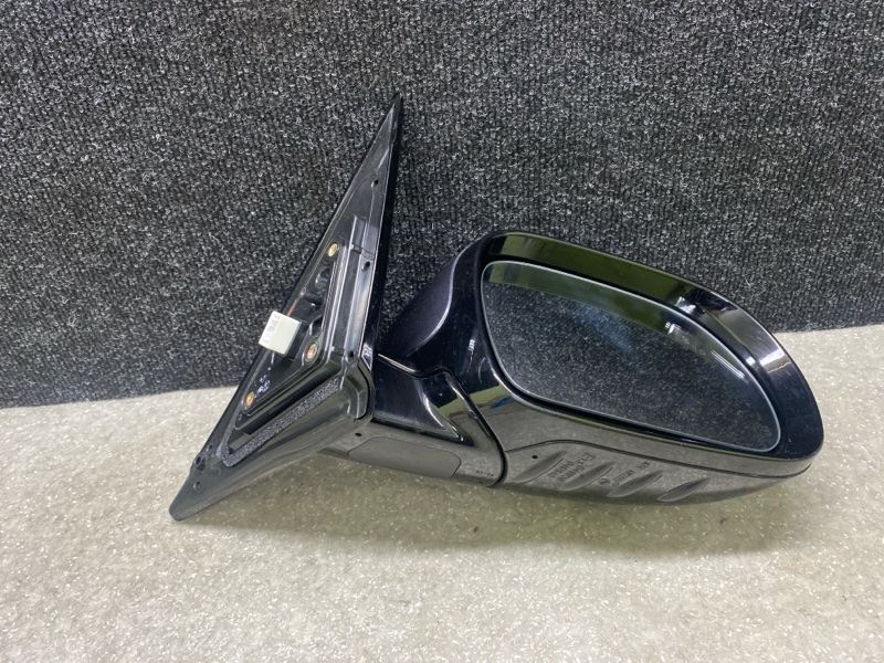 Запчасть зеркало правое KIA SOUL SK3 19- 2021 G4FJ 1.6 87620-K0440 Б/У Зеркало правое KIA SOUL SK3 19- 2021 G4FJ 1.6 87620-K0440 Б/У